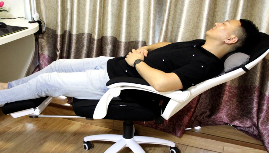 坐著瘦小腿有效嗎？物理治療師教你5個辦公室就能做的瘦腿方法