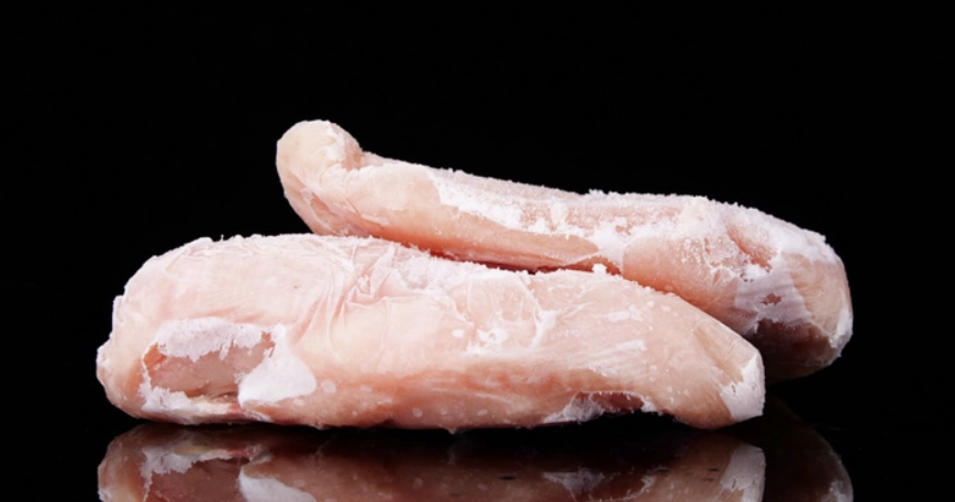 冷凍雞胸肉解凍全攻略：5種實用方法與常見錯誤解析