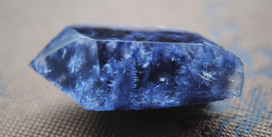 水晶等級7a全攻略：鑑別、購買與使用終極指南