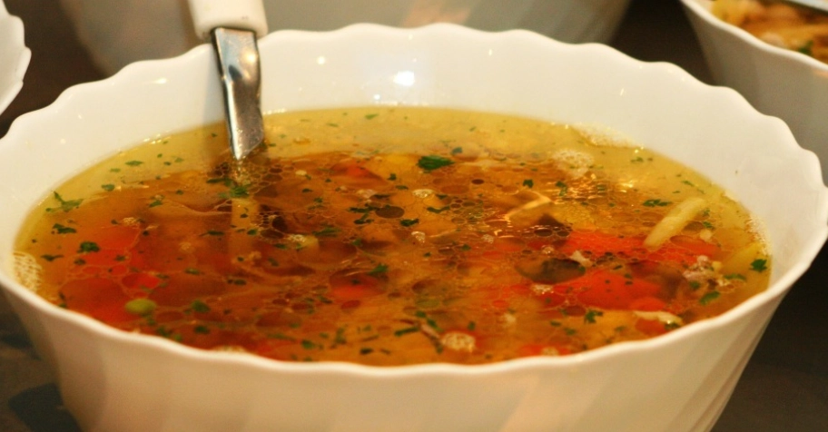 湯放隔夜 湯放隔夜