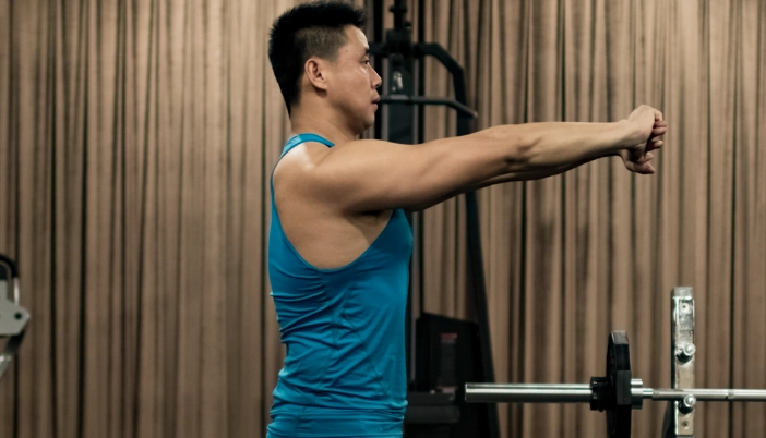 背部緊繃舒緩 背部緊繃舒緩