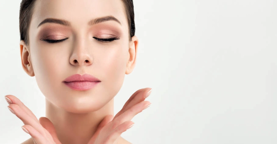 臉部按摩 臉部按摩