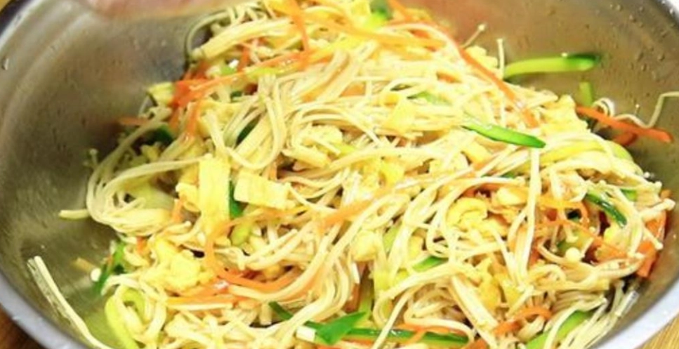 蛋煎金針菇做法全攻略：香脆秘訣與常見錯誤解析