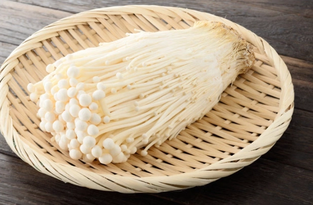 金針菇可以每天吃嗎？專家解析每日食用的健康真相與實用指南