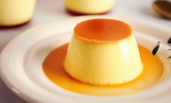 日式布丁電鍋選購指南：在家輕鬆做出滑嫩布丁與家常料理