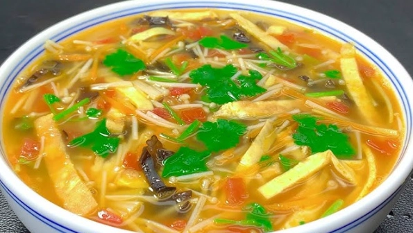 金針菇蛋花湯食譜與技巧全攻略：從家常味到餐廳級美味