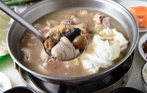 梅子雞火鍋做法全攻略：開胃暖身的秘訣與常見錯誤解析