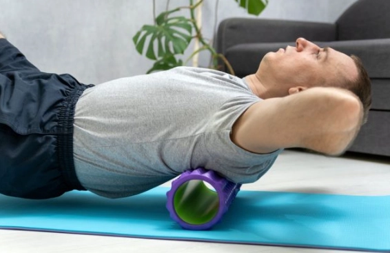 背部緊繃放鬆終極指南：告別僵硬痠痛的有效方法與居家策略