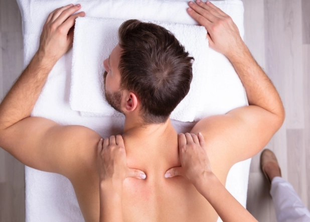 闊背肌拉傷處理