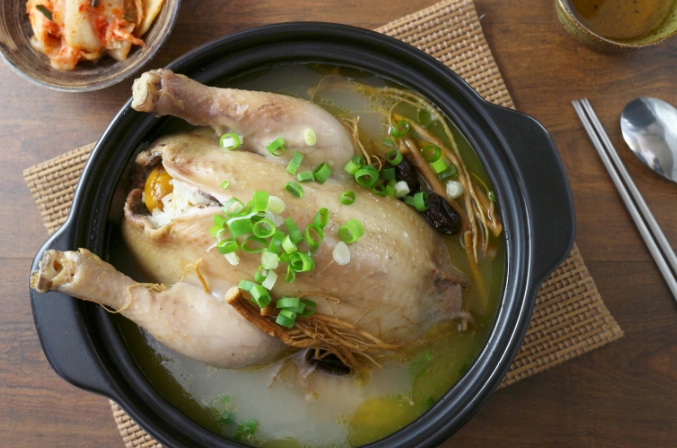 韓國人蔘雞湯 韓國人蔘雞湯