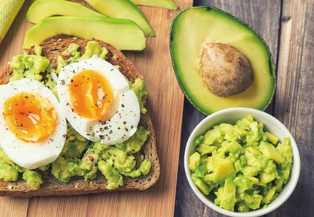 牛油果脂肪肝是真的嗎？解開超級食物的健康迷思