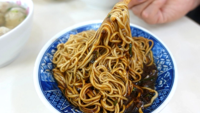 宜蘭火車站附近餐廳 宜蘭火車站附近餐廳