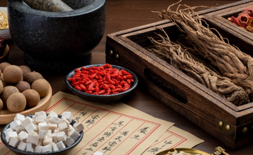 中藥養肝腎：專家親授實用調理法，改善疲勞與腰酸