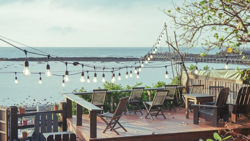 苗栗海邊咖啡廳推薦：秘境清單與一日遊行程規劃