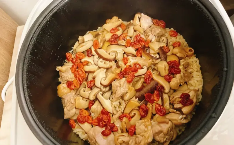 麻油雞油飯 電子鍋 麻油雞油飯 電子鍋