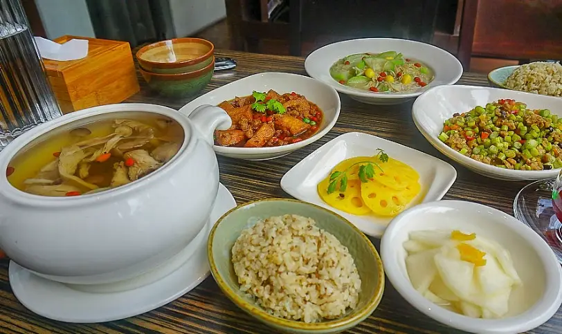 高鐵站素食餐廳 高鐵站素食餐廳