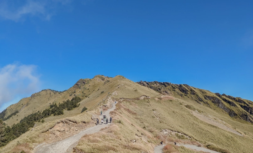 合歡山主峰要爬多久？登山時間、路線規劃與親身體驗全解析