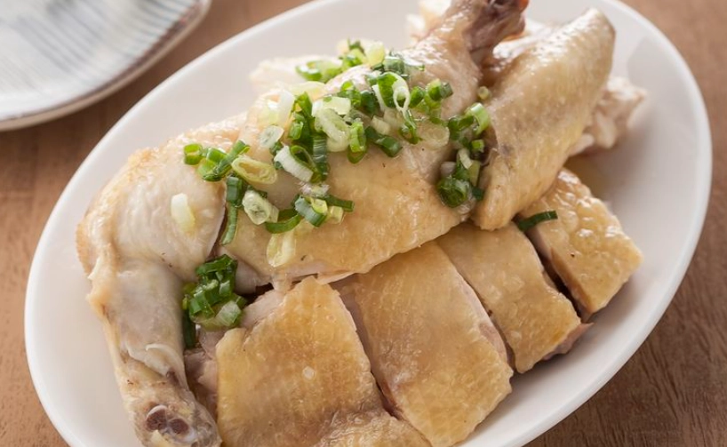 白斬雞怎麼煮才嫩？內行人傳授黃金比例與3大訣竅