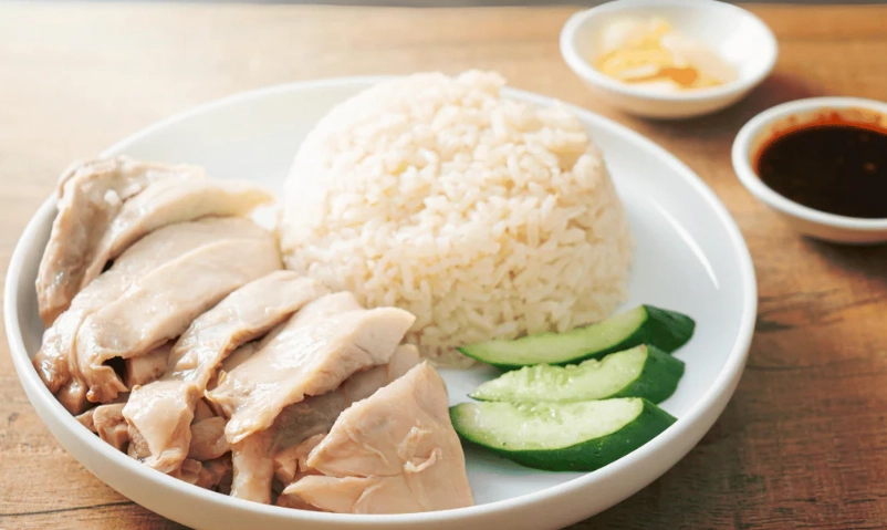 海南雞白斬雞終極指南：從選雞到醬汁，一次破解美味密碼