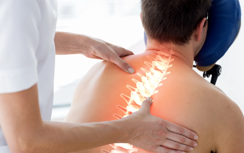 中背緊繃原因 中背緊繃原因