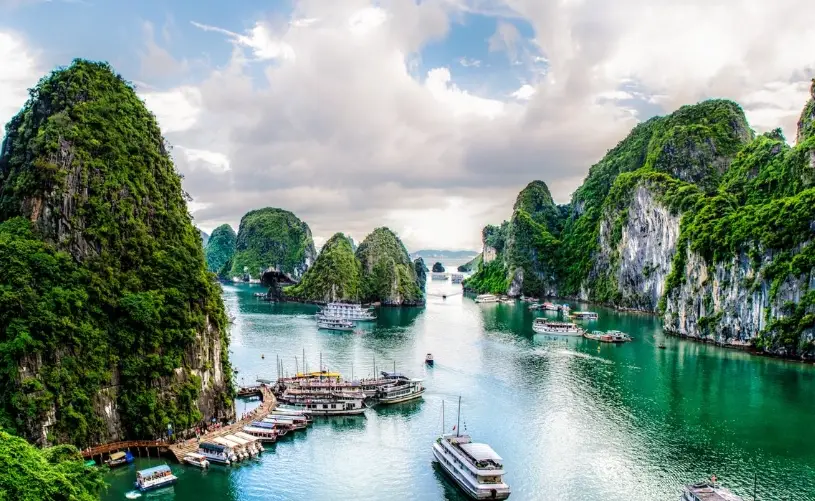 下龍灣自由行終極指南：行程、費用、景點一次搞懂