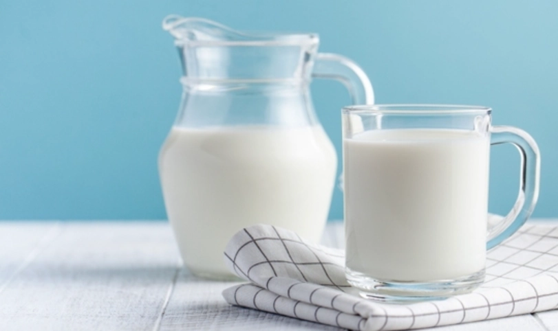 牛奶不能配什麼海鮮？營養師揭密3大禁忌與安全吃法