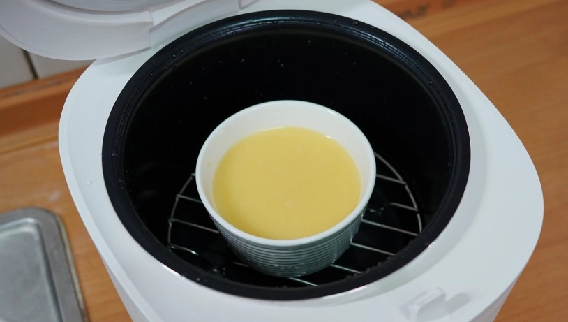 電鍋蒸蛋