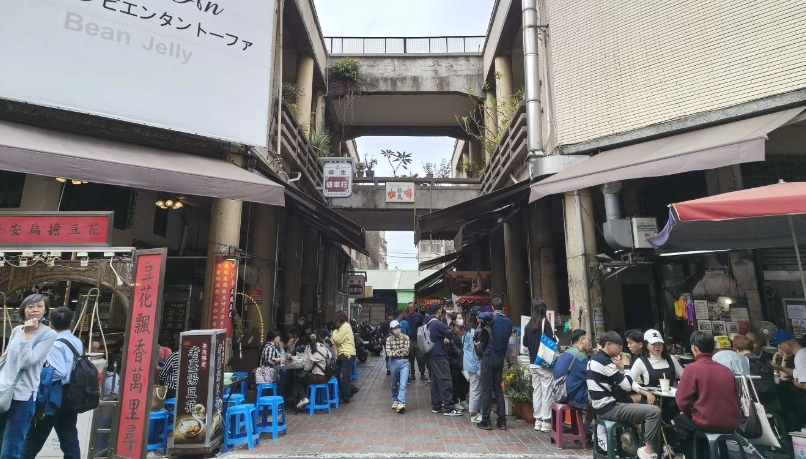 國華街美食 國華街美食