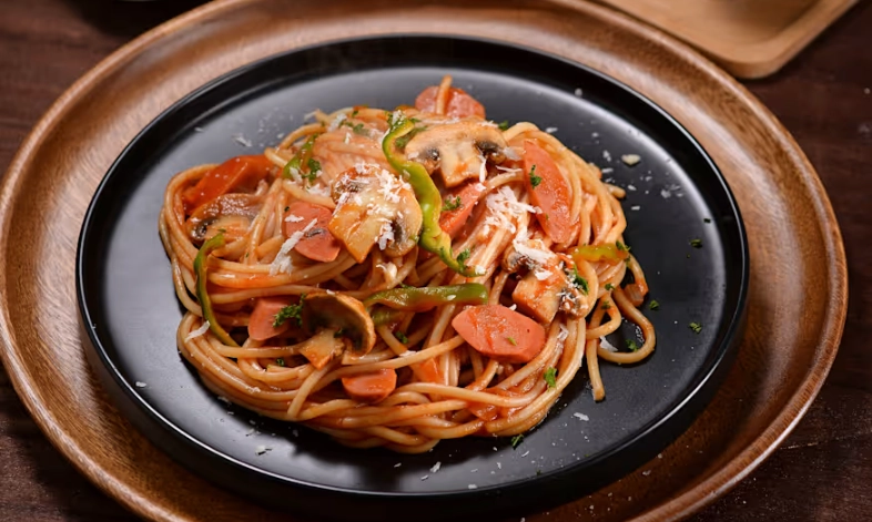 義大利麵甩鍋技巧大公開，在家重現餐廳美味