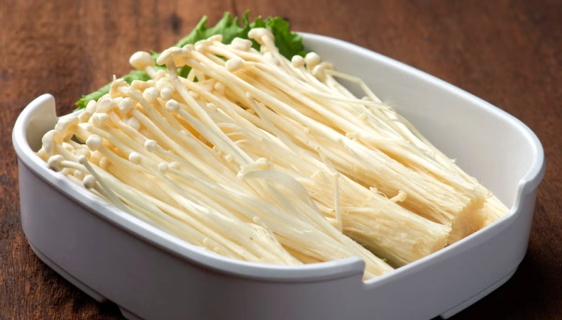 金針菇減肥食譜實測指南：低卡高纖三餐這樣吃，突破停滯期