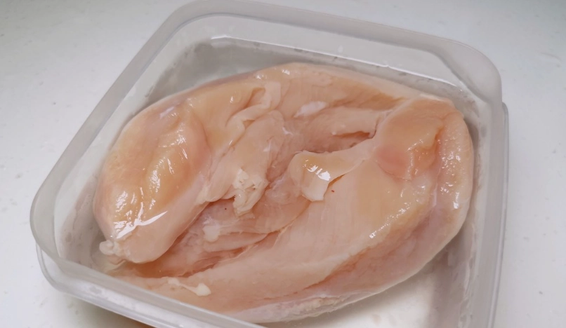 雞胸肉泡鹽水泡多久才嫩？完整時間指南與專家秘訣