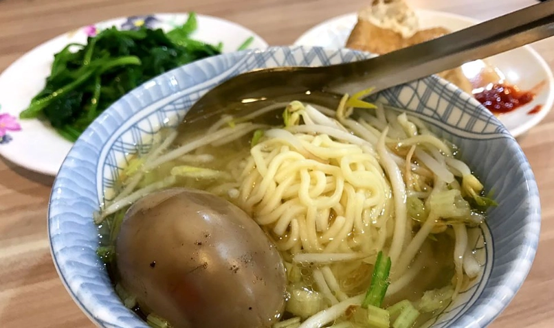 民權西路美食