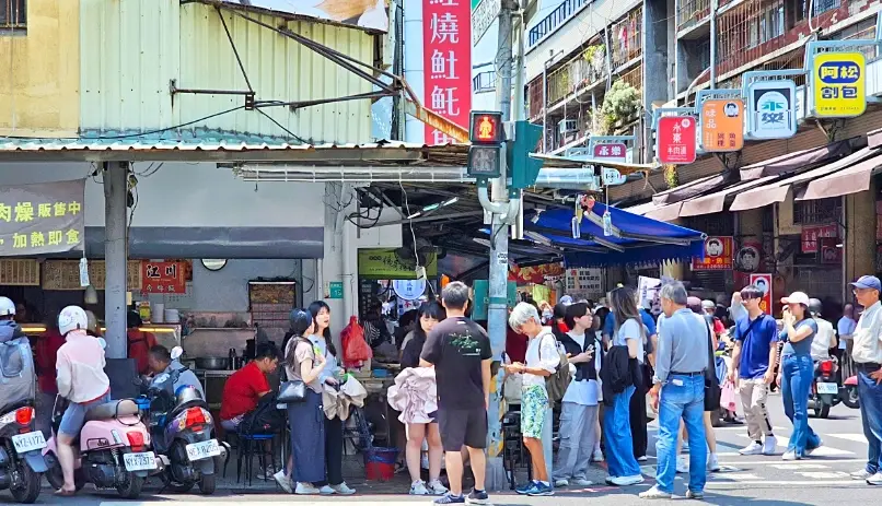 國華街必買美食清單：老饕私藏推薦與避坑指南