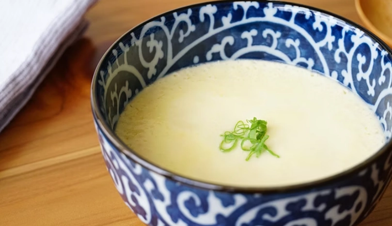 2顆蒸蛋要加多少水？黃金比例與零失敗技巧全解析