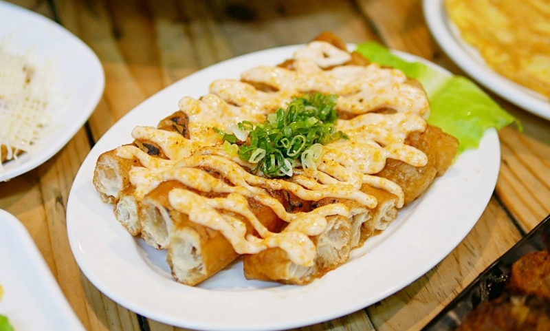 台南車站美食推薦：在地人帶路，周邊必吃清單全攻略