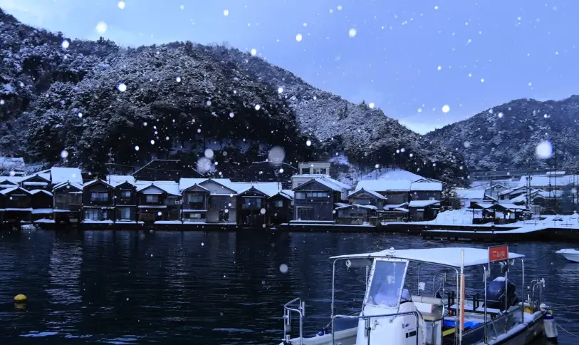 伊根舟屋 下雪 時間