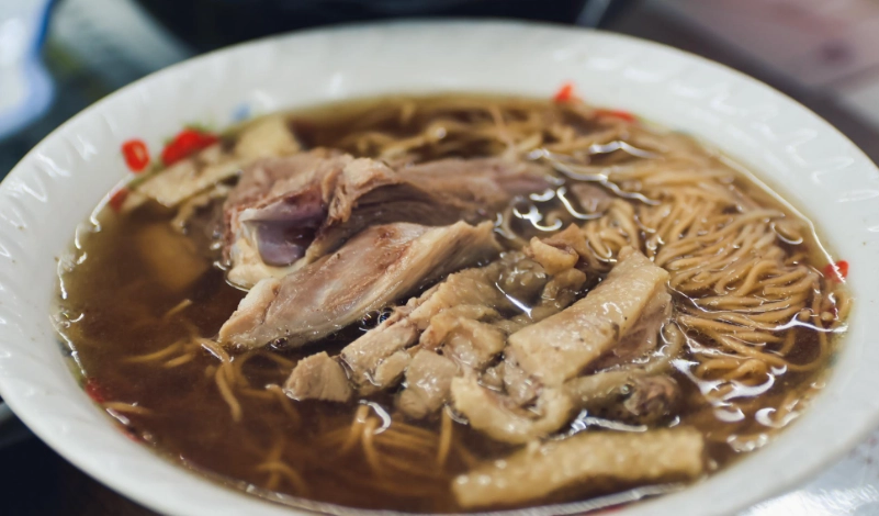 虎尾必吃