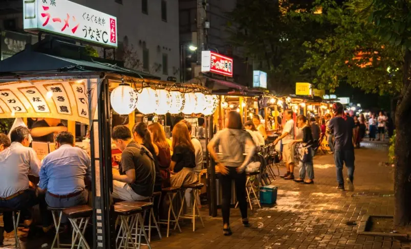 天神屋台街美食全攻略：在地人帶路必吃攤位與隱藏版小吃