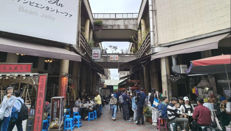 國華街三段美食地圖：老饕帶路，從排隊名店到隱藏版小吃一次收藏