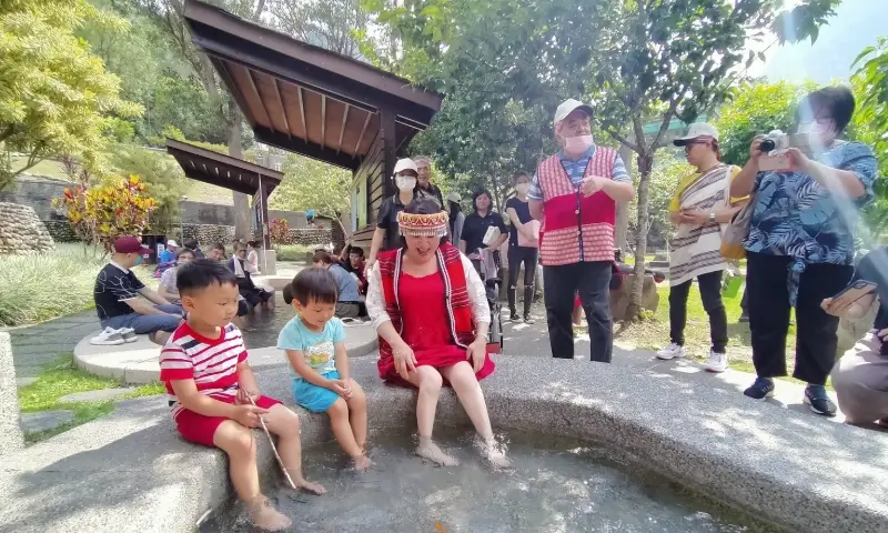 老人旅遊台中
