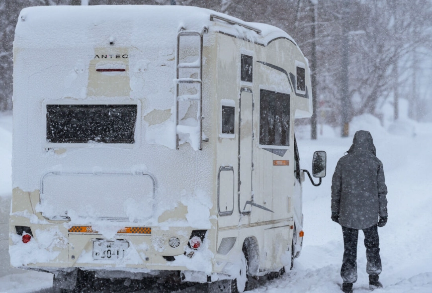 雪地自駕終極指南：安全駕駛、車輛準備與行程規劃全攻略