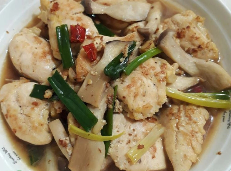 炒雞胸肉食譜終極指南：嫩滑不柴的秘訣與步驟詳解