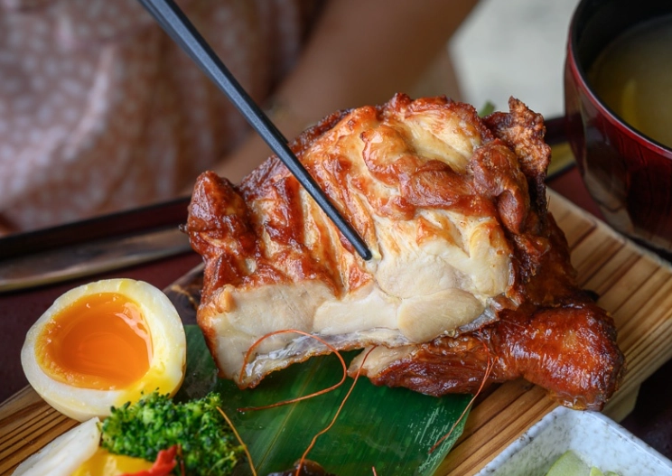 梅子雞料理