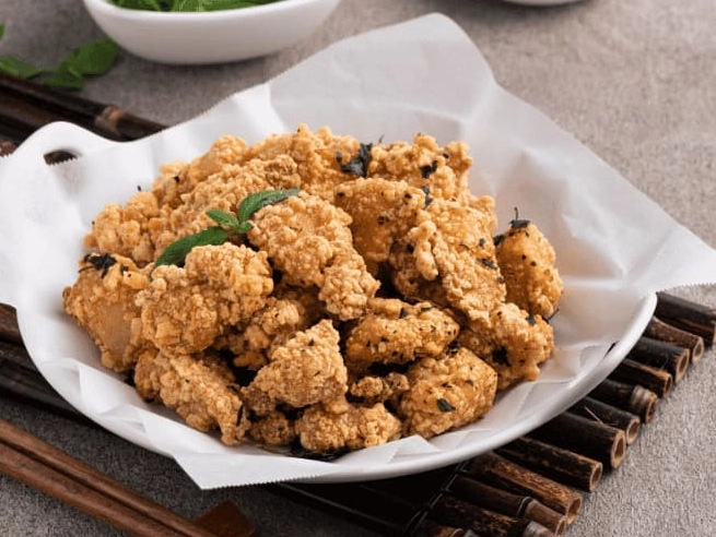 自制酥炸粉配方大公開：炸出餐廳級酥脆外皮，告別油膩軟爛