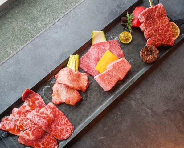 沖繩燒肉吃到飽 沖繩燒肉吃到飽