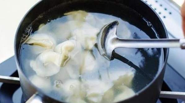 煮餃子冷水熱水比較