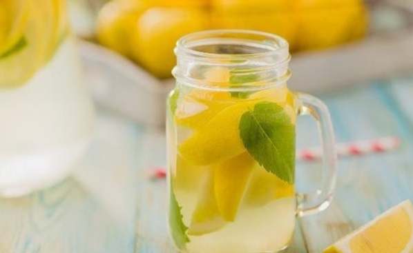 檸檬水解酒 檸檬水解酒