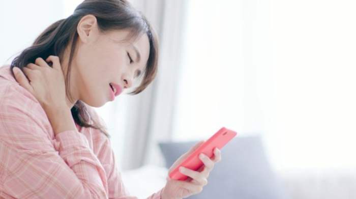 烏龜頸自我檢測