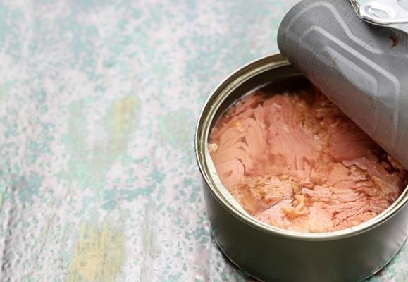 開封鮪魚罐頭能放多久