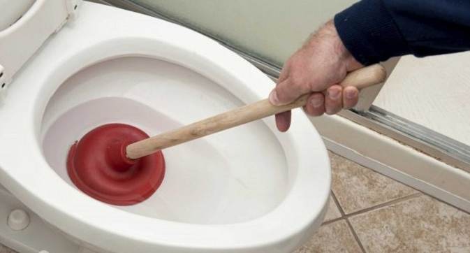 馬桶堵塞解決方法